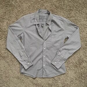 Frank & Eileen Barry Shirt Women's Small Long Sleeve Button-Up Lightweight Gray